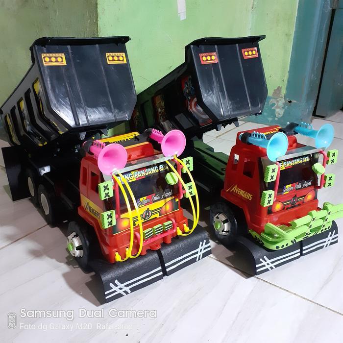 Hot Wheels - Truk Oleng Mobilan Mainan Plastik Super Keren