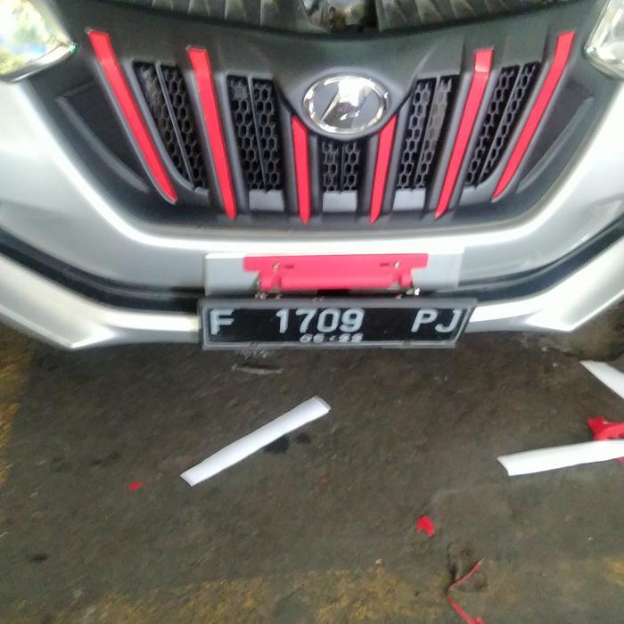 GRILL DEPAN MOBIL GRAND AVANZA / XENIA 2016 - 2018 BAHAN PLASTIK ABS TERBATAS