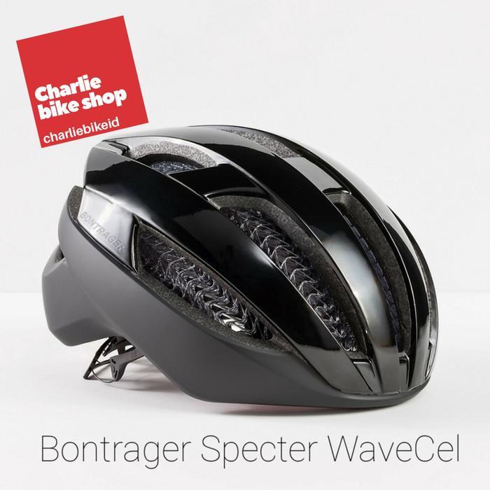 Helm BONTRAGER Specter Wavecel - Black Hitam