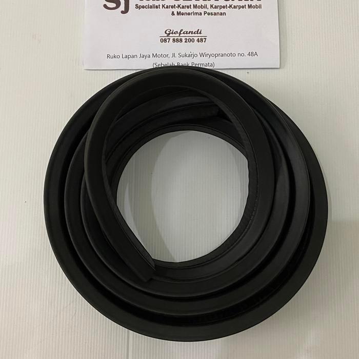 Karet Bagasi Avanza