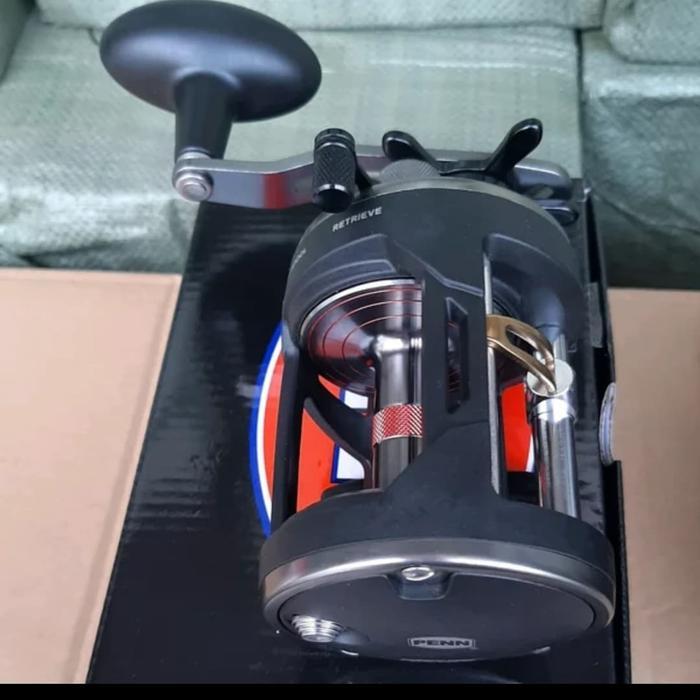 Reel Penn Warfare 20 Lwlh Reel Overhead Left