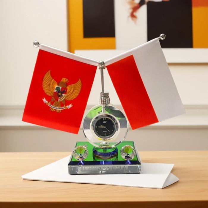Parfum Mobil Motif Jam Crystal Led Car Perfume Pajangan Dashboard Mobil