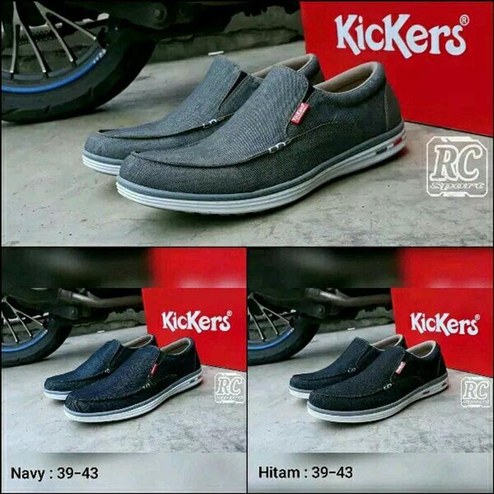 Promo!! Sepatu Casual Levis
