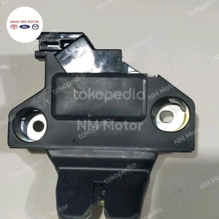 Door Lock Bagasi New Vios / Limo 64610-0D030