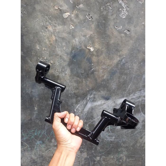 Engine Mounting Mundur Vario 160 Pcx 160 Adv 160