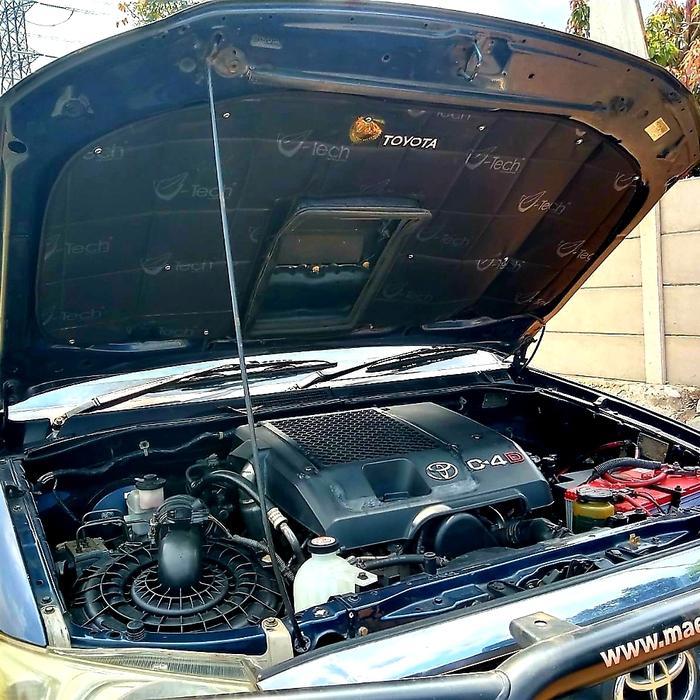 Hilux 2006-2011 Double Cabin Peredam Ekslusive Kap Mesin V-Tech