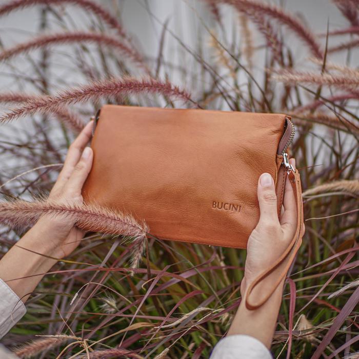 VAS READY BUCINI Tas Tangan Kulit Asli Multifungsi - Martani Leather Clutch