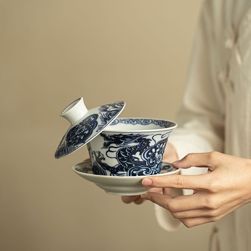 230ML Jingdezhen Antique Glaze Blue and White Dragon Pattern Cover Bowl Sancai Hover Cover Bowl