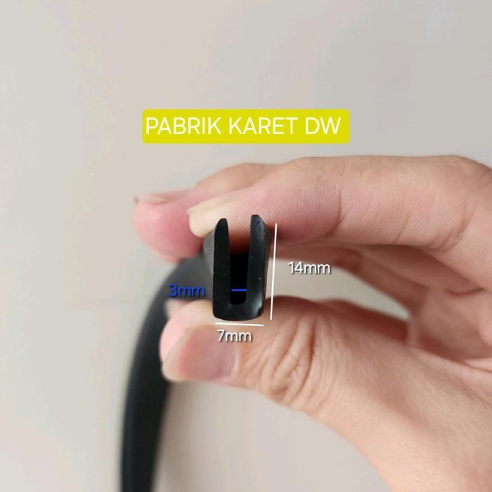 KARET LIST U JEPIT PLAT 3MM KOTAK LIS U 3 MM U JEPIT 3MM KARET KACA 3mm karet bingkai kaca 3mm