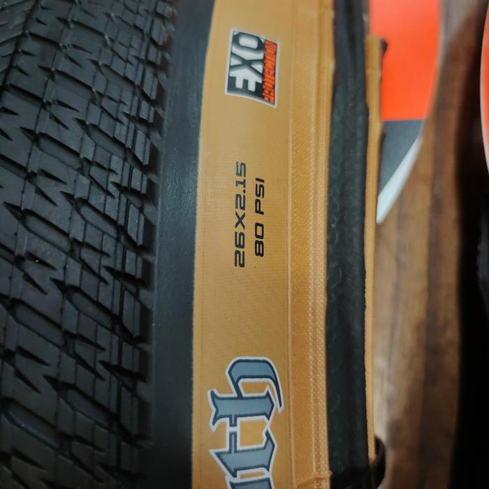 Ban Luar Maxxis DTH 26 x 2.15 2.30 Maxxis DTH Tanwall Kevlar 26 x 215 230 Harga Satuan kemasan baru