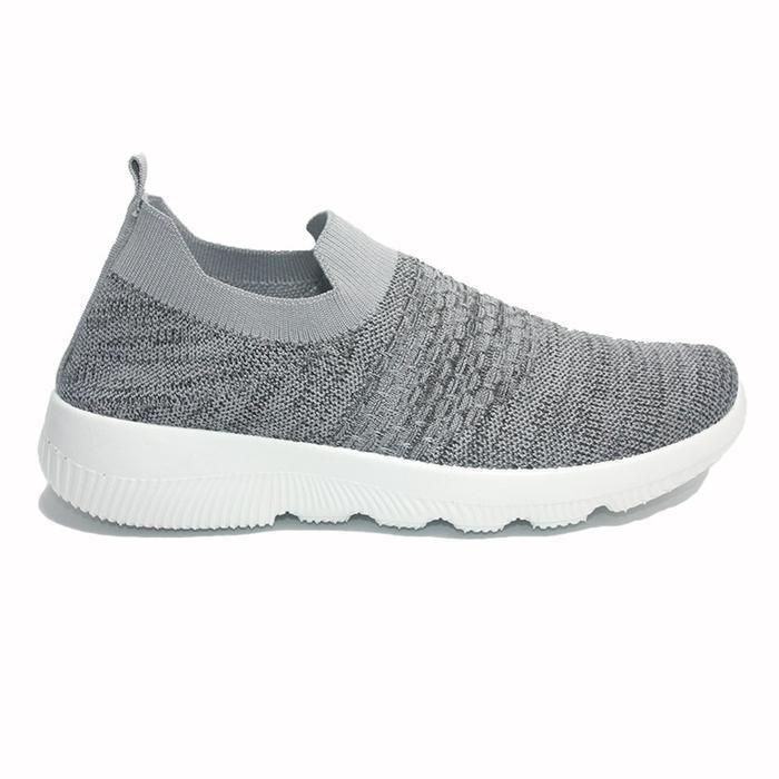 Dr. Kevin Sepatu Sport Pria Men Sneakers 889-043