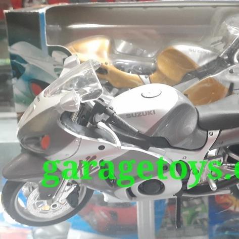 Maisto 1:12 Diecast Suzuki GSX1300R Hayabusa