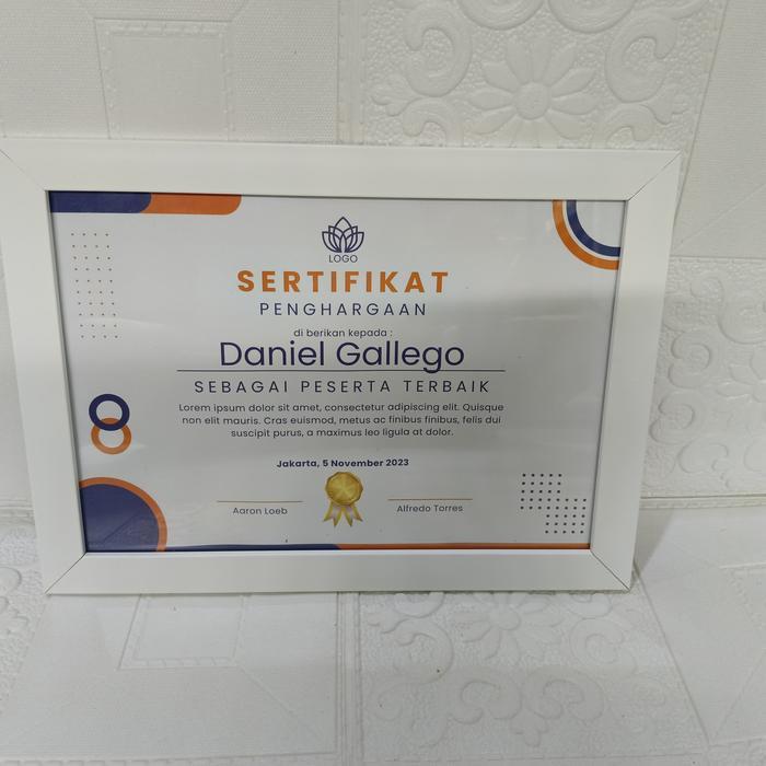 Bingkai Foto Minimalis A4 (21x30cm) / Pigura Frame Ijazah Sertifikat pajangan foto pigura sertifikat