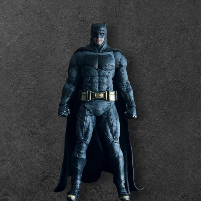 HOT SALE HS HEAD SCULPT BATMAN BVS BEN AFFLECK CUSTOM PAINTED FIT TO MCFARLANE MEZCO VER.1 ( NECK