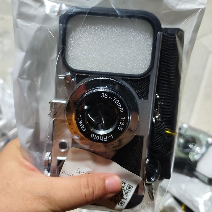 For 17 Pro Max 16 Plus 16 Pro Max Emily In Paris Phone Case New Camera Protective Case With Hanging
