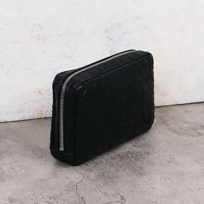 Bottega Veneta Intrecciato Medium Organizer Pouch Clutch Calfskin Leather Black Tbk