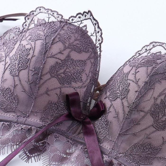 Istana - 9030 Push Up Bra Wanita Bra Premium Japan Tanpa Kawat Wanita Pasti Ori