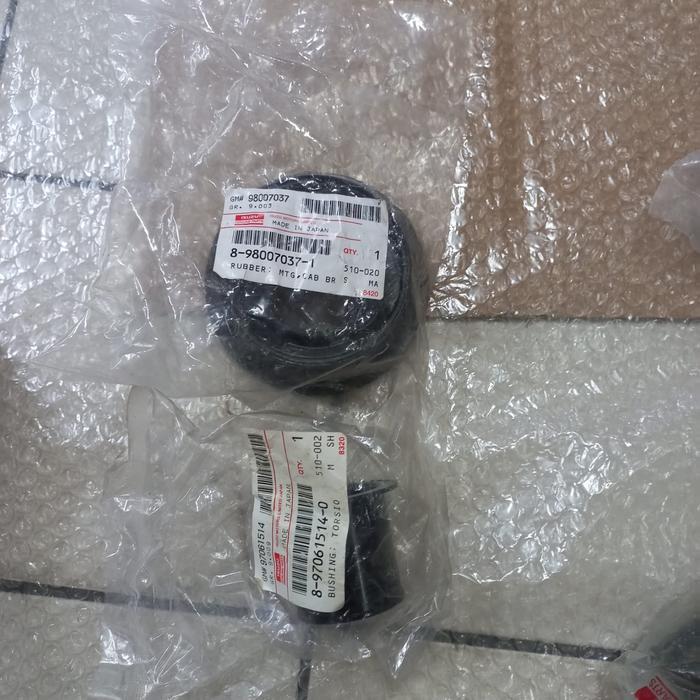 KARET MOUNTING CABIN / KARET KABIN JUNGKIT ISUZU ELF NHR/NKR GENUINE TERMURAH