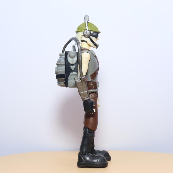 HOT SALE BEN 10 ACTION FIGURE DR. AMINO BASIC FIGURE ORIGINAL PLAYMATES TERMURAH