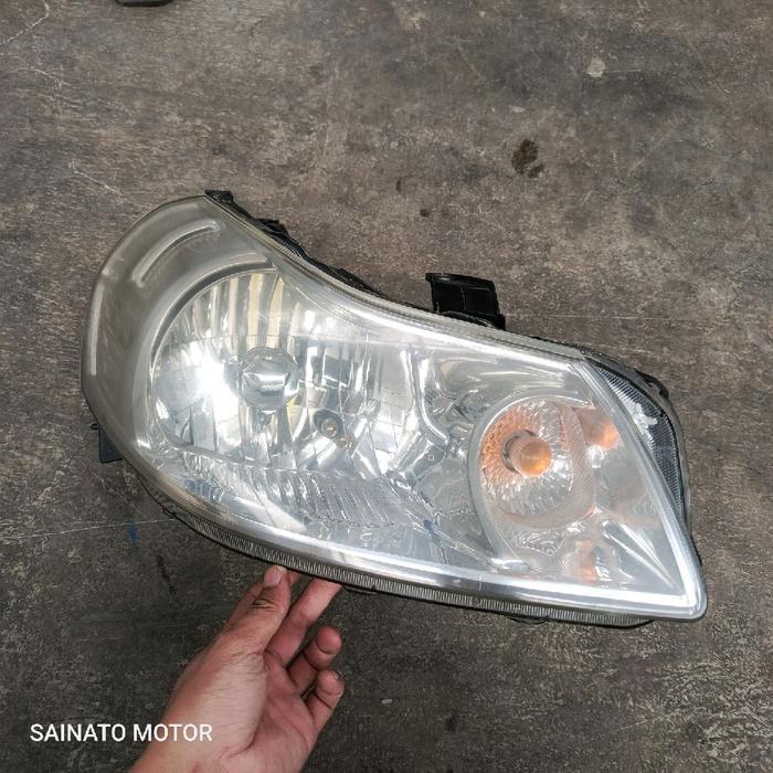 DISKON Headlamp lampu depan kanan R Suzuki neo baleno / SX4 X-over asli merek KOITO copotan