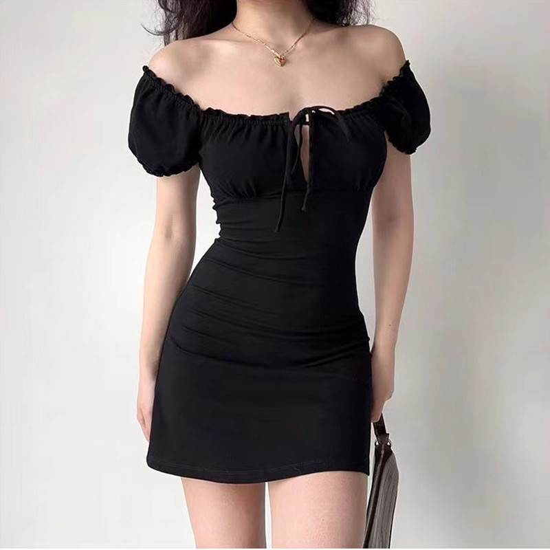 Gaun Mini Wanita Lengan Pendek Renda Belahan Punggung Lipit Hitam Elegan untuk Pesta Model A-Line