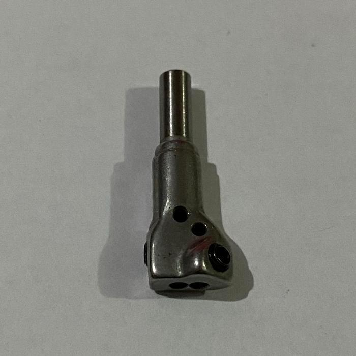 needle clamp obras benang 4 juki mo2400