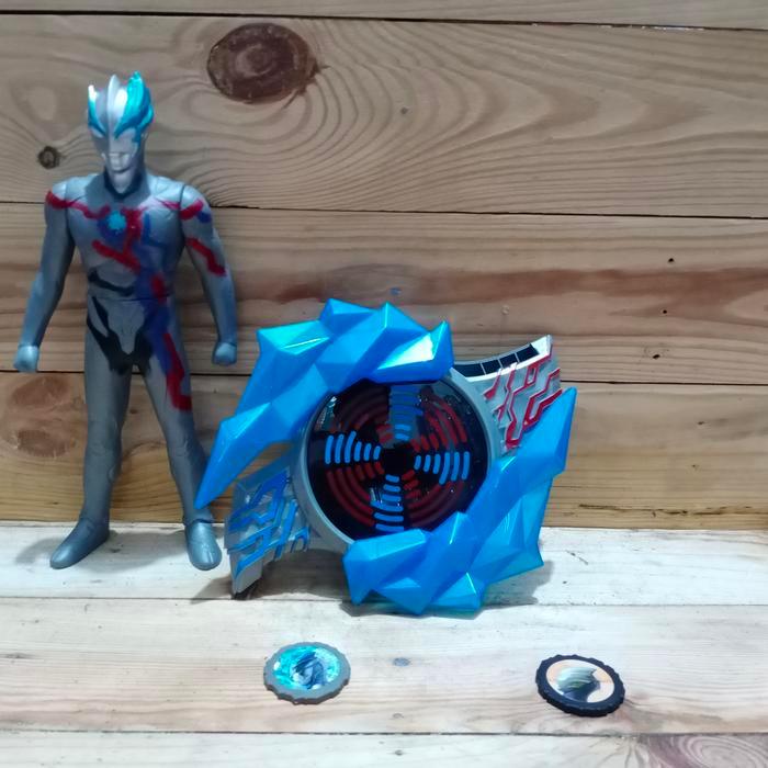 HOT SALE FIGURE VINYL ULTRAMAN BLAZAR BRACE ULTRAMAN BLAZAR STONE ALAT BERUBAH TERMURAH