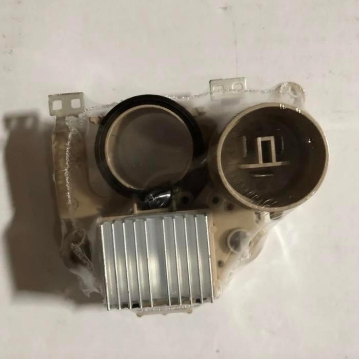 FUNAWA - IC REGULATOR SUZUKI VITARA / ESCUDO