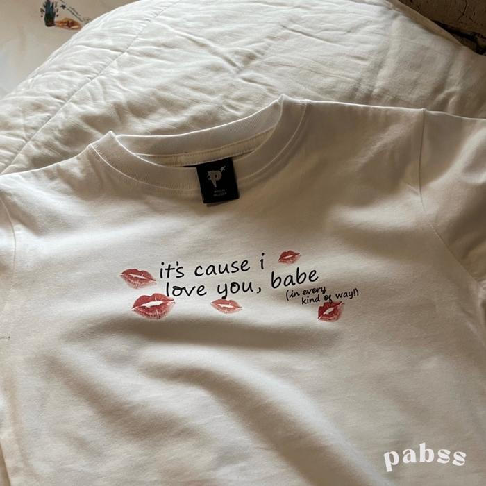 Kiss Baby Tee / Crop Tee / Crop Top / Kaos Wanita Baju Atasan Wanita Kaos Crop Top Wanita Tbk