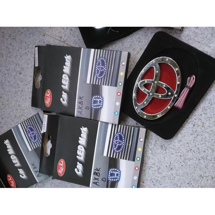 Logo/emblem mobil lampu led