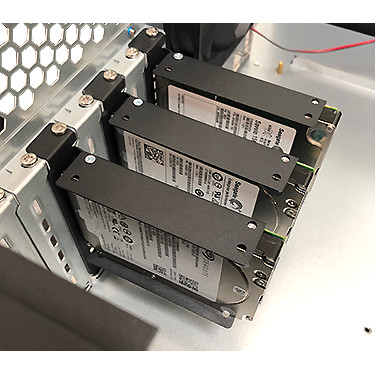 Slot Bracket 3*2.5 Inch Hard Disk Ssd Computer Tower Rack Mount case Chassis PCI Bracket Bay Caddy
