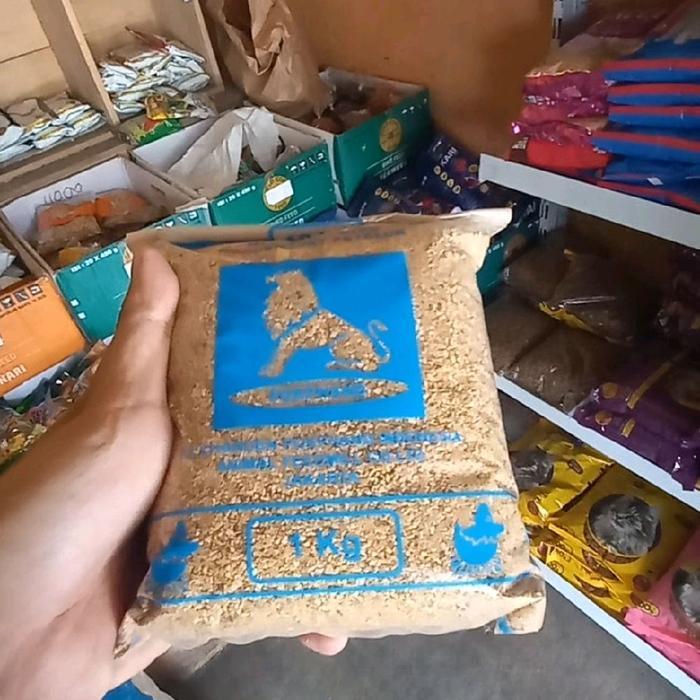 KONSENTRAT UNTUK AYAM PETELUR