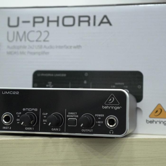 Behringer UMC22 Soundcard