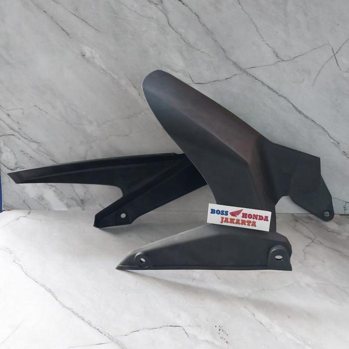 SPAREPART CBR 250 R : 40510-KYJ-900 COVER TUTUP RANTAI SPAKBOR KOLONG HUGGER CBR 250 R KYJ & CBR 250