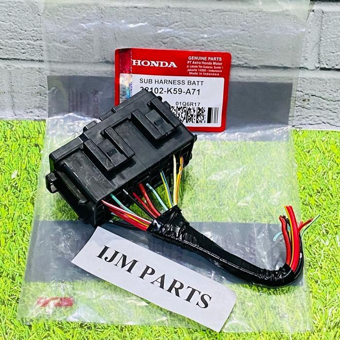 BOX SEKRING SIKRING HONDA VARIO 150 LED VARIO 150 NEW VARIO 125 LED CAR ASLI