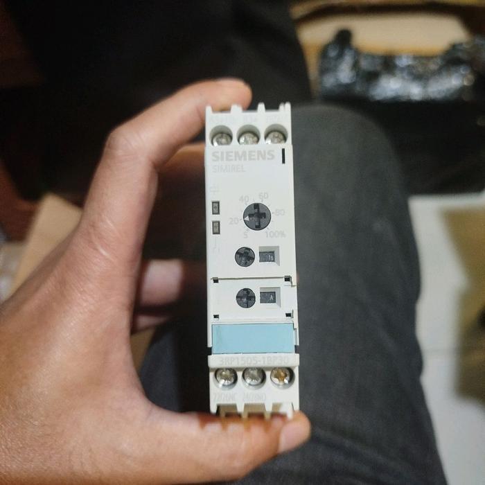 MULTIFUNCTION TIME RELAY SIEMENS 3RP1505-1BP30 READY STOCK