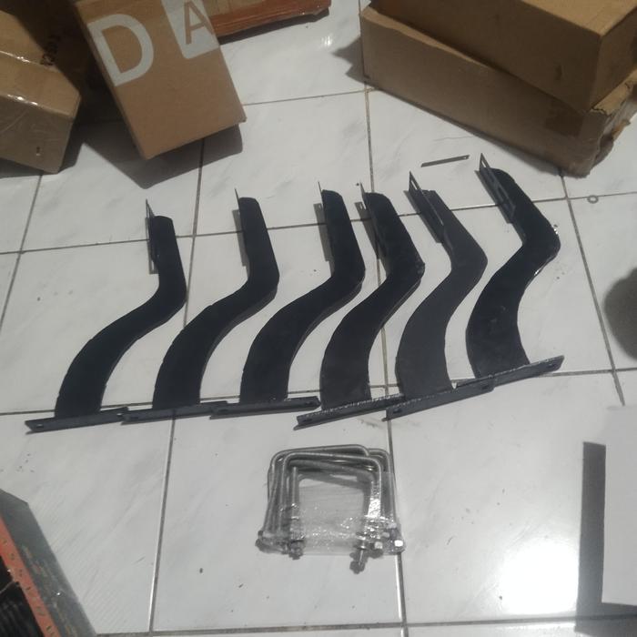 BRACKET FOOT STEP INJAKAN SAMPING MOBIL KIJANG GRAND / KIJANG SUPER RESTOCK