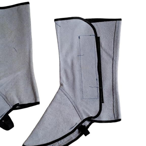 Apron Las Kaki Kulit Abu-Abu