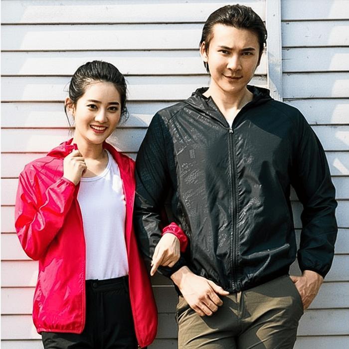 Eiger Summitadventure - Jaket Parasut Pria Wanita Outdoor Ringan Nyaman Uv Protection Tahan Air Anti