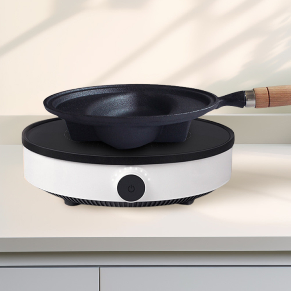 Cast Iron Frying Pan with Wood Handle Omurice Cooking Pot Non-Stick Pancake Mold Skillet Pan