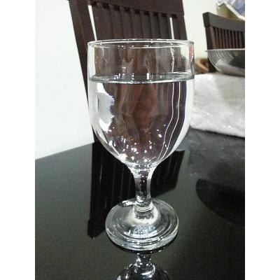 Gelas Wine ( Merek Kedaung ) Kaki Pendek