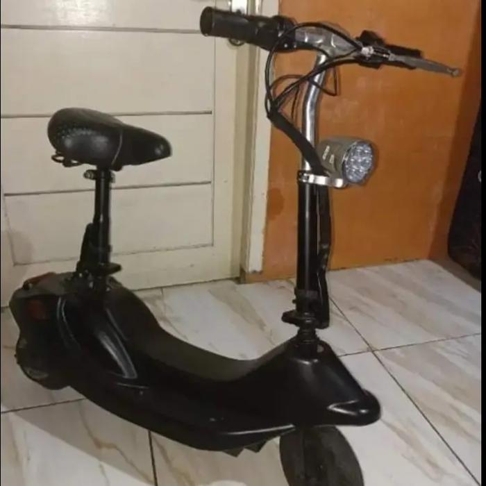 skuter listrik Mr jackie