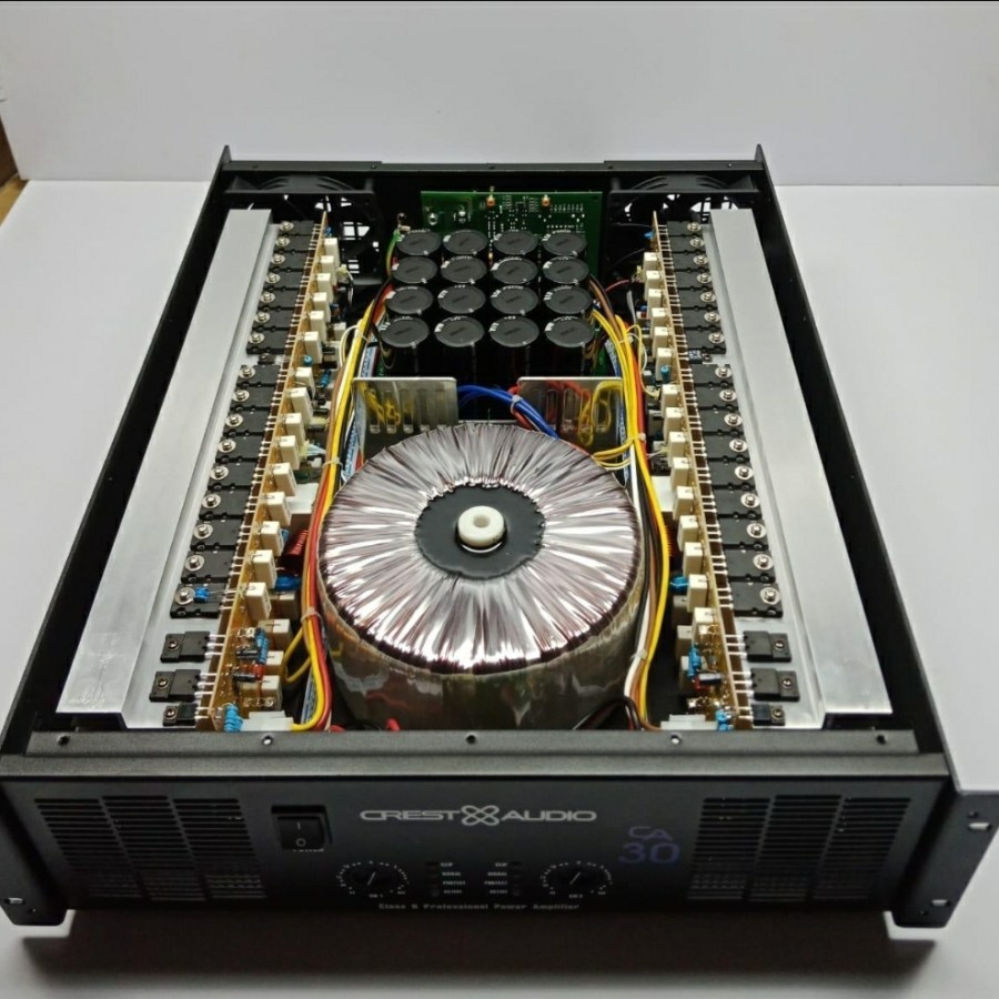 Power Amplifier Crest Audio CA30 / CA-30 / CA 30