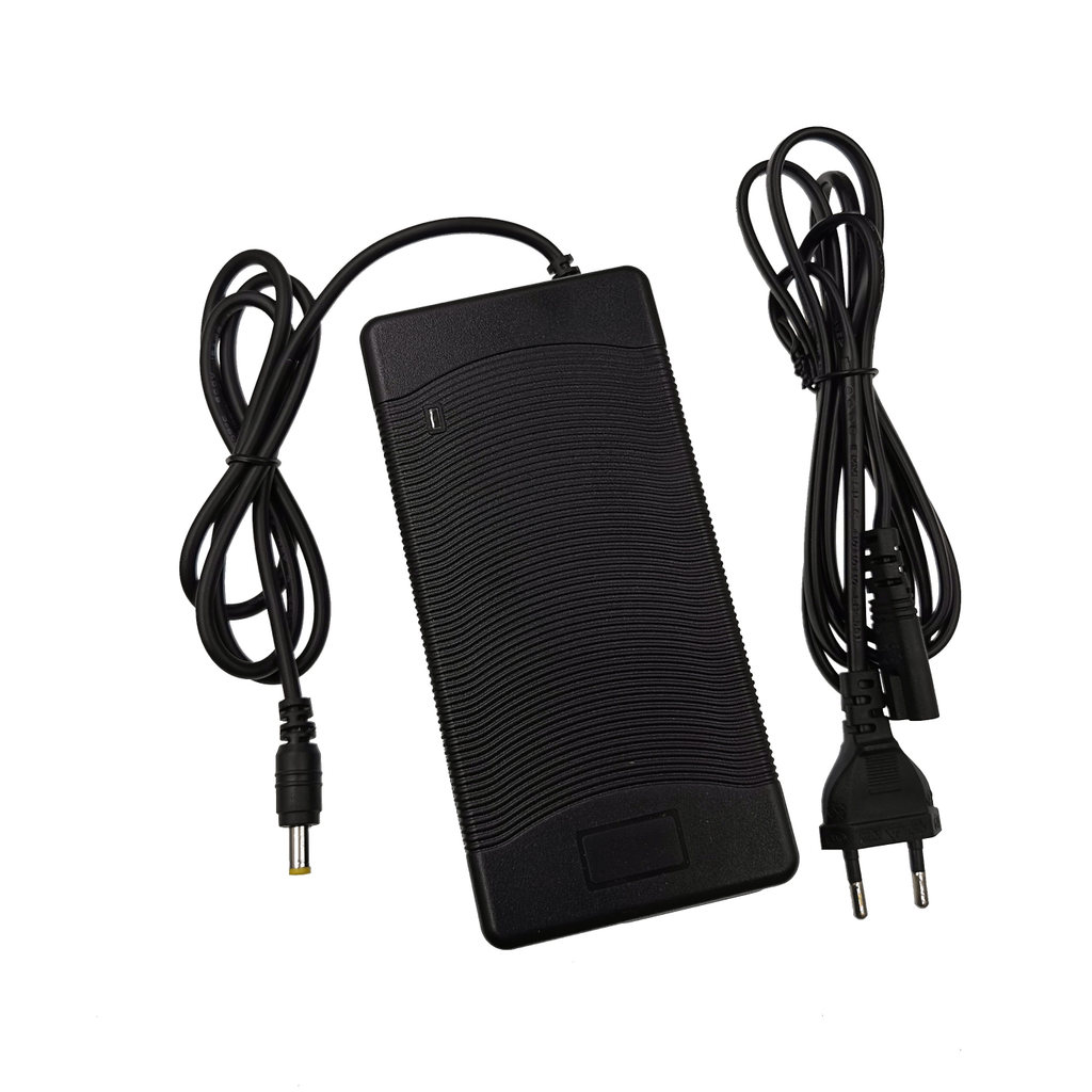 58.8V 3A Battery Charger For 14S 18650 battery 50.4v 51.8v Li-ion Battery pack DC5525