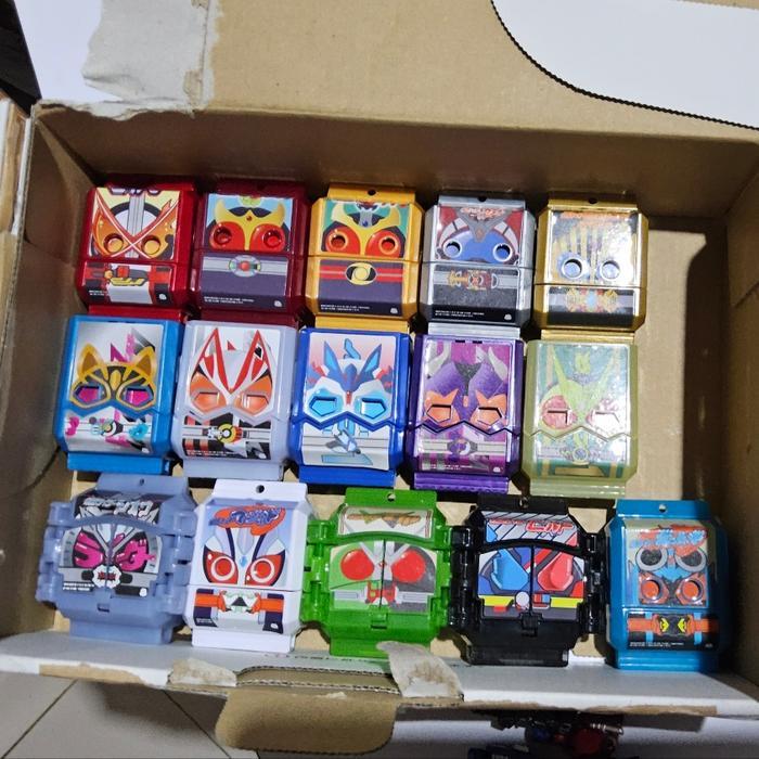 HOT SALE DX GP CT SG LEGEND RIDER GOCHIZO KAMEN GAVV MAJED MAJADE FOURZE EX AID TERMURAH