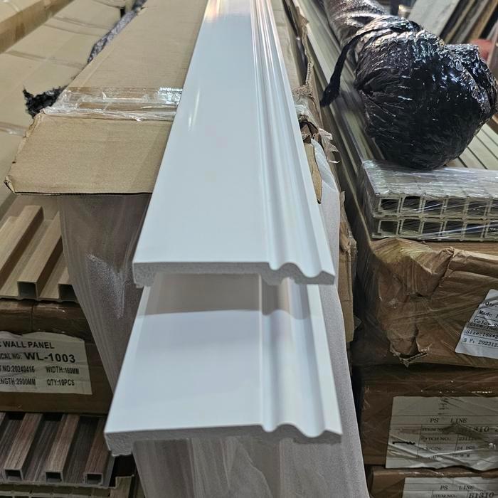 List Moulding Pvc / Plint Moulding PVC / PVC / MOULDING Kualitas Premium