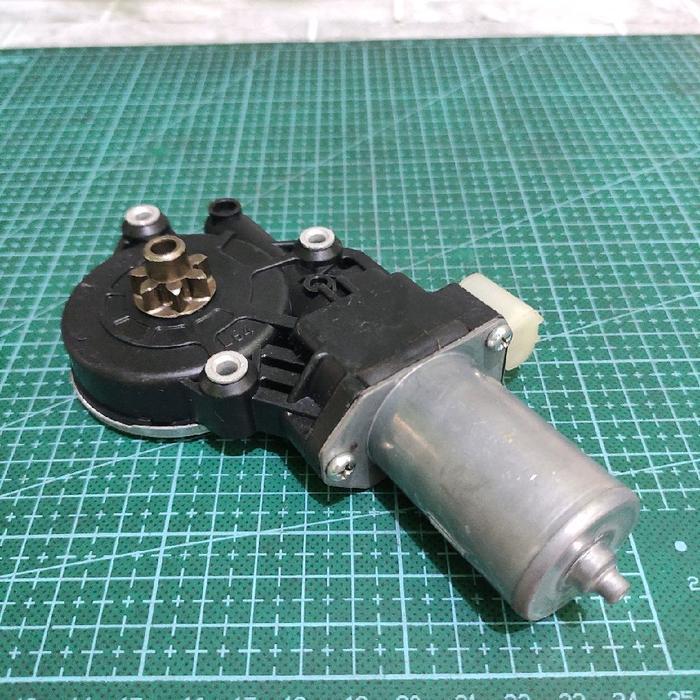 KONDISI BARU DINAMO DC MOTOR GEARBOX 12VDC 110RPM TORSI KUAT GEAR MOTOR DC 12V