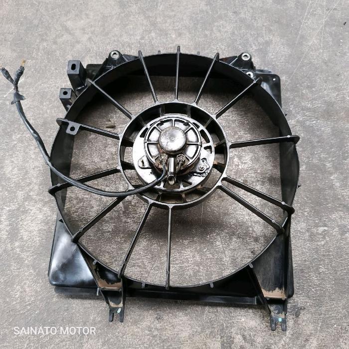 READY Rumah + motor dinamo fan radiator mobil Suzuki neo baleno / SX4 X-over (bekas)