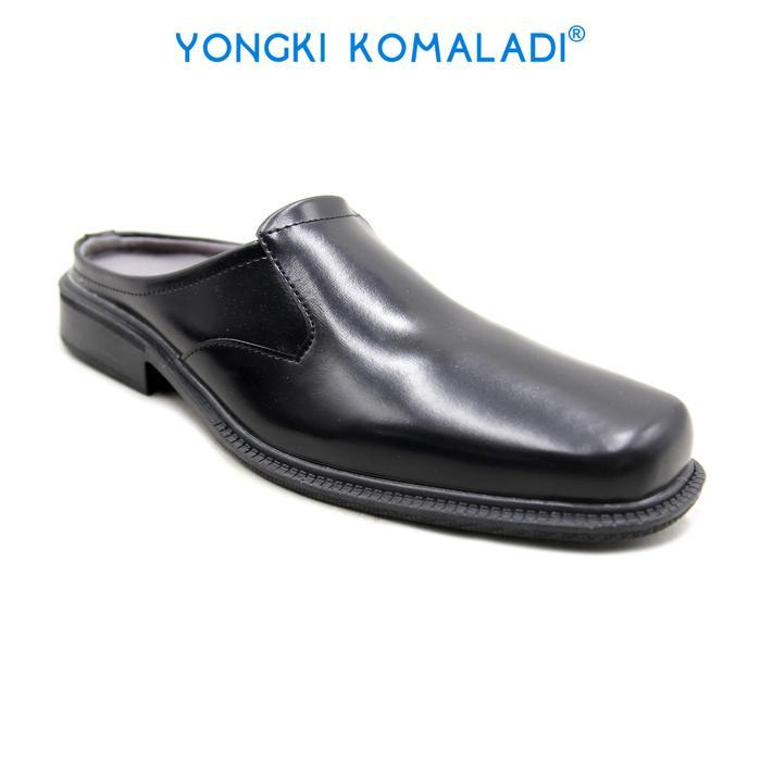 TERBARU [ ORIGINAL ] YONGKI KOMALADI BUSTONG OL-AD5914-22 MEN Hitam Shoes Pria