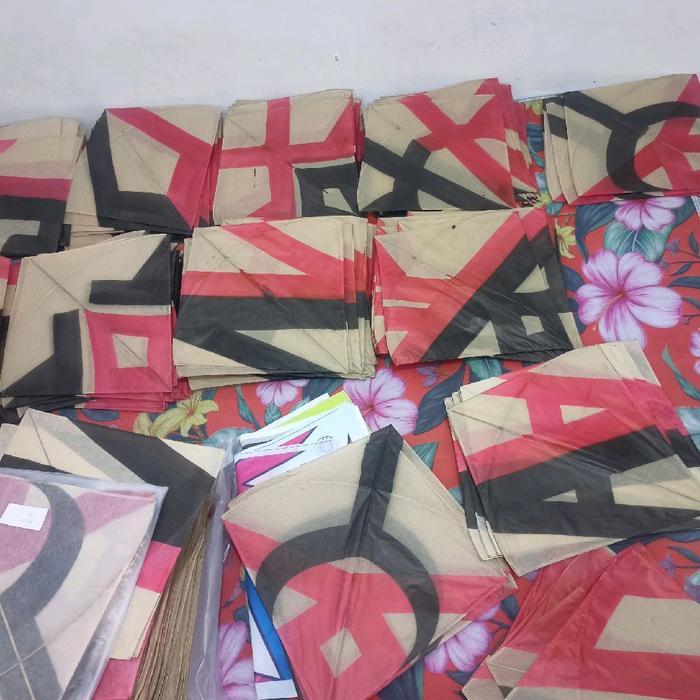 Layang-Layang Seot Aduan Kertas Super Arku Rapi Lemas Ukuran Sayap 54 Cm
